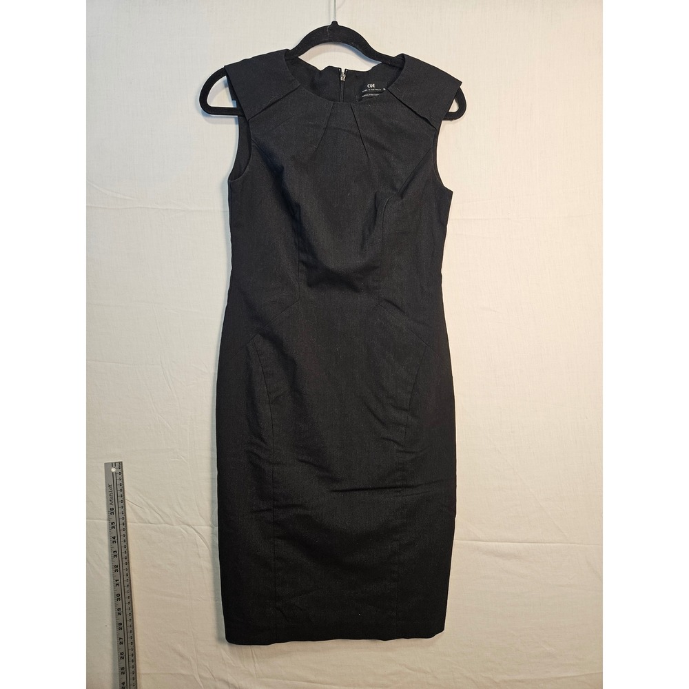 Cue Australia Black Pleated Neckline Sleeveless Sheath Dress Size 10 C9600